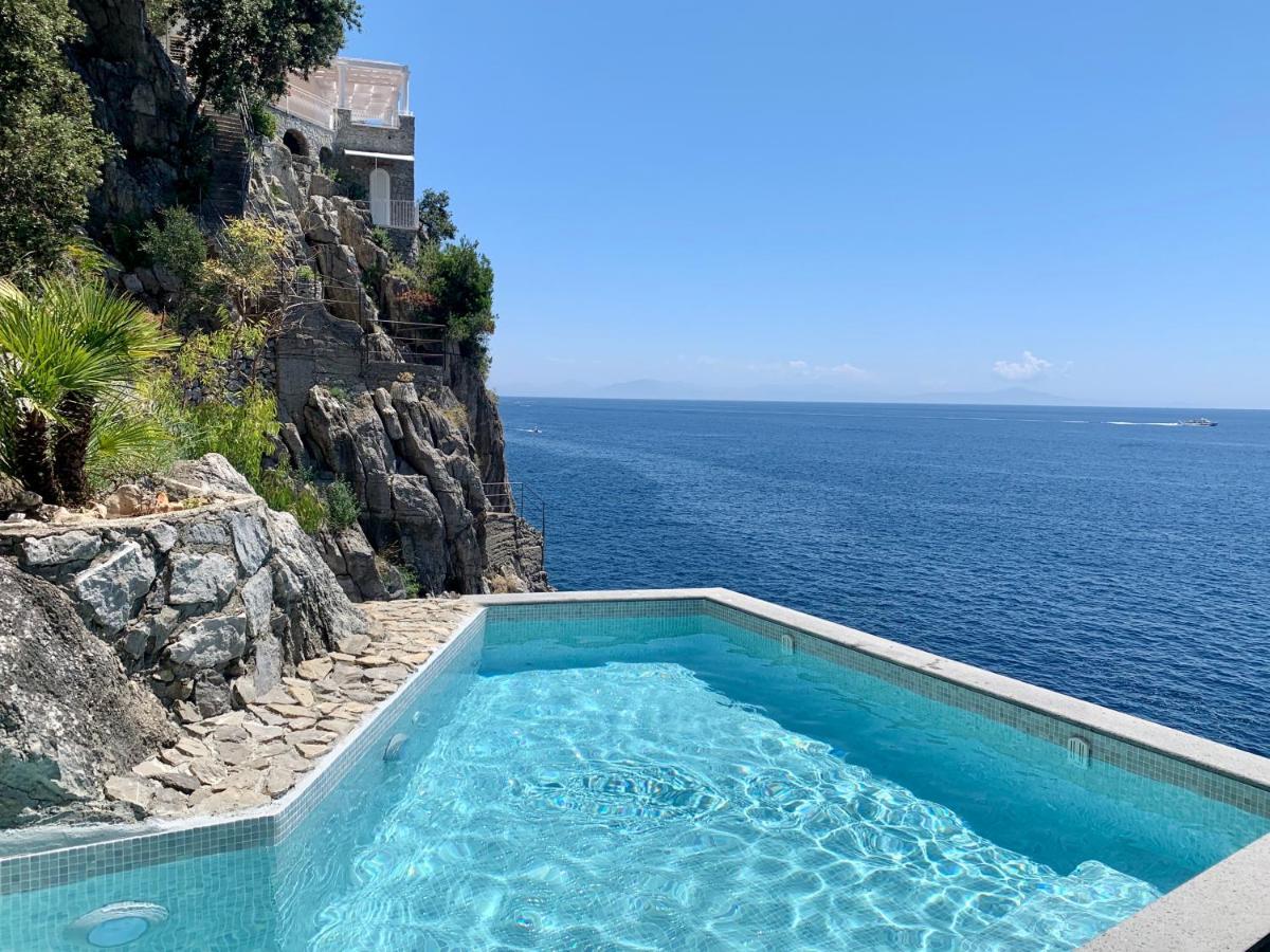 Villa Le Baste Фуроре Экстерьер фото