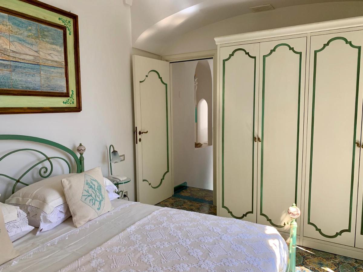 Villa Le Baste Фуроре Экстерьер фото